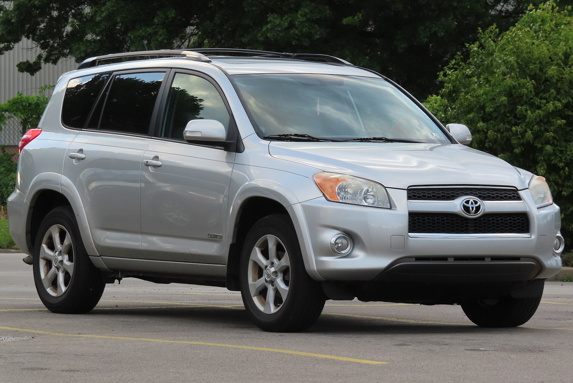 Crossover vehicles at Vélora Motors