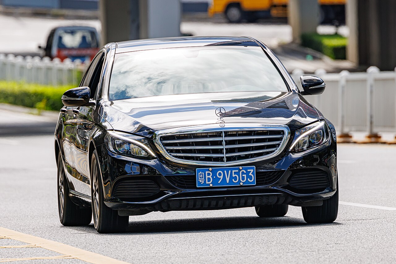 2021 Mercedes-Benz C200 AMG Line — exterior view