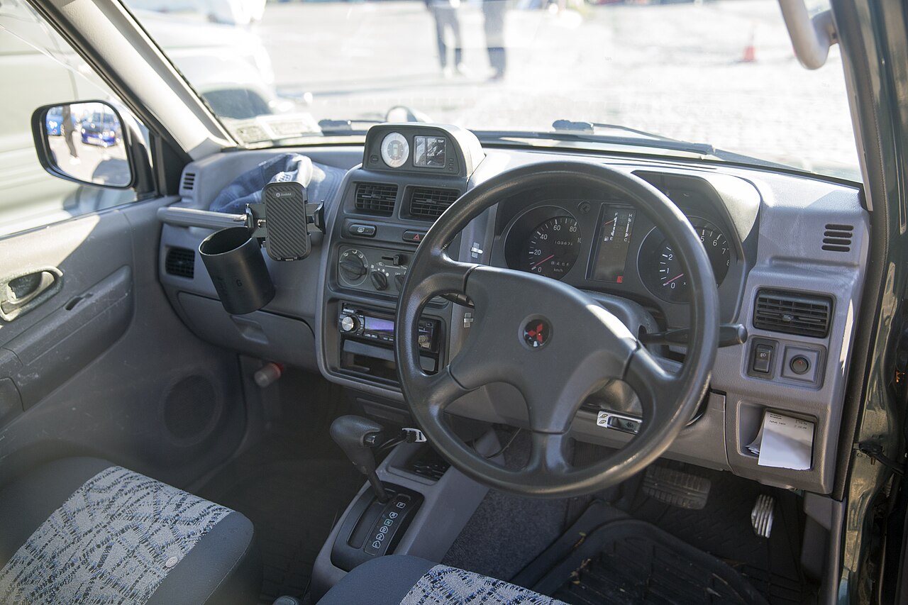 Mitsubishi Pajero — interior, dashboard and cabin