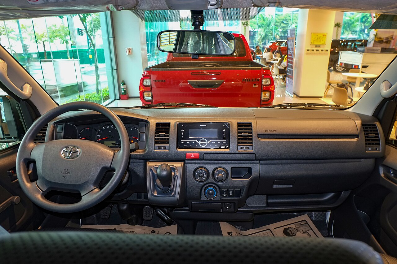 Toyota HiAce — interior, dashboard and cabin